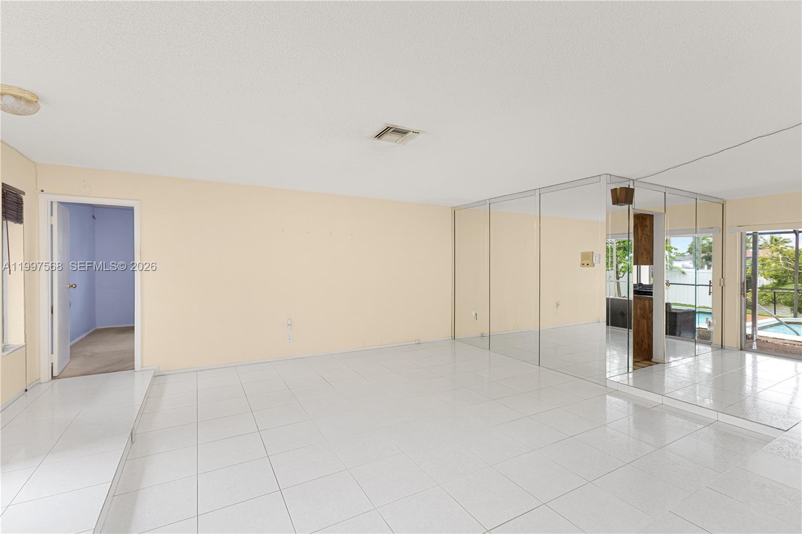 SUNRISE GOLF VLG SEC 24 - Residential