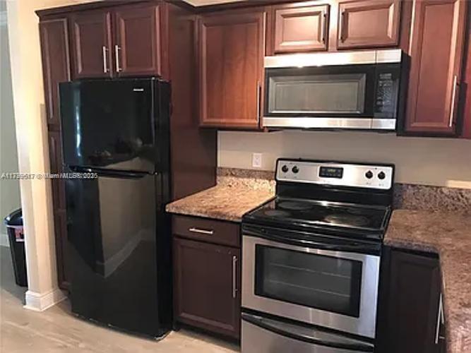 FOREST HILLS CONDO NORTH - Residential