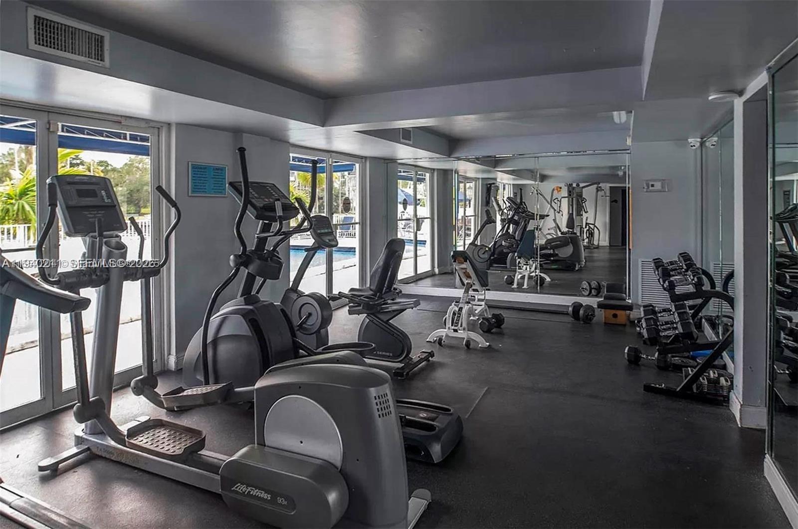 SERENITY ON THE RIVER CON - Residential