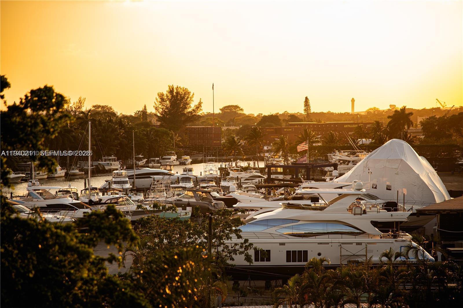 SERENITY ON THE RIVER CON - Residential