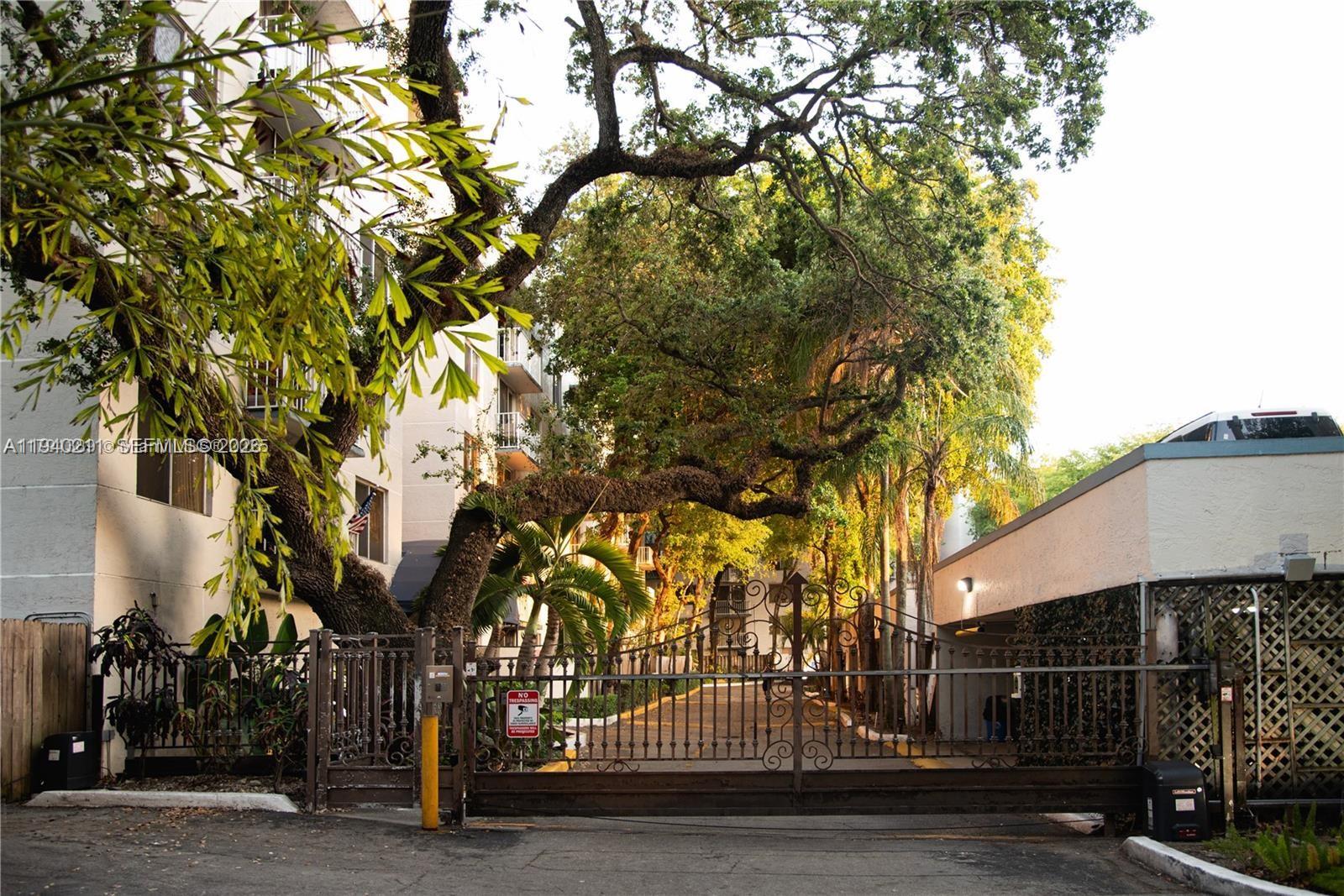 SERENITY ON THE RIVER CON - Residential