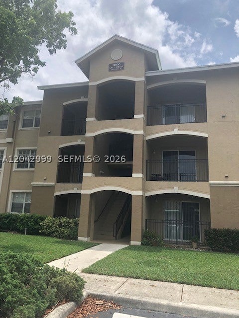 11600 SW 2nd St 18207, Pembroke Pines FL 33025