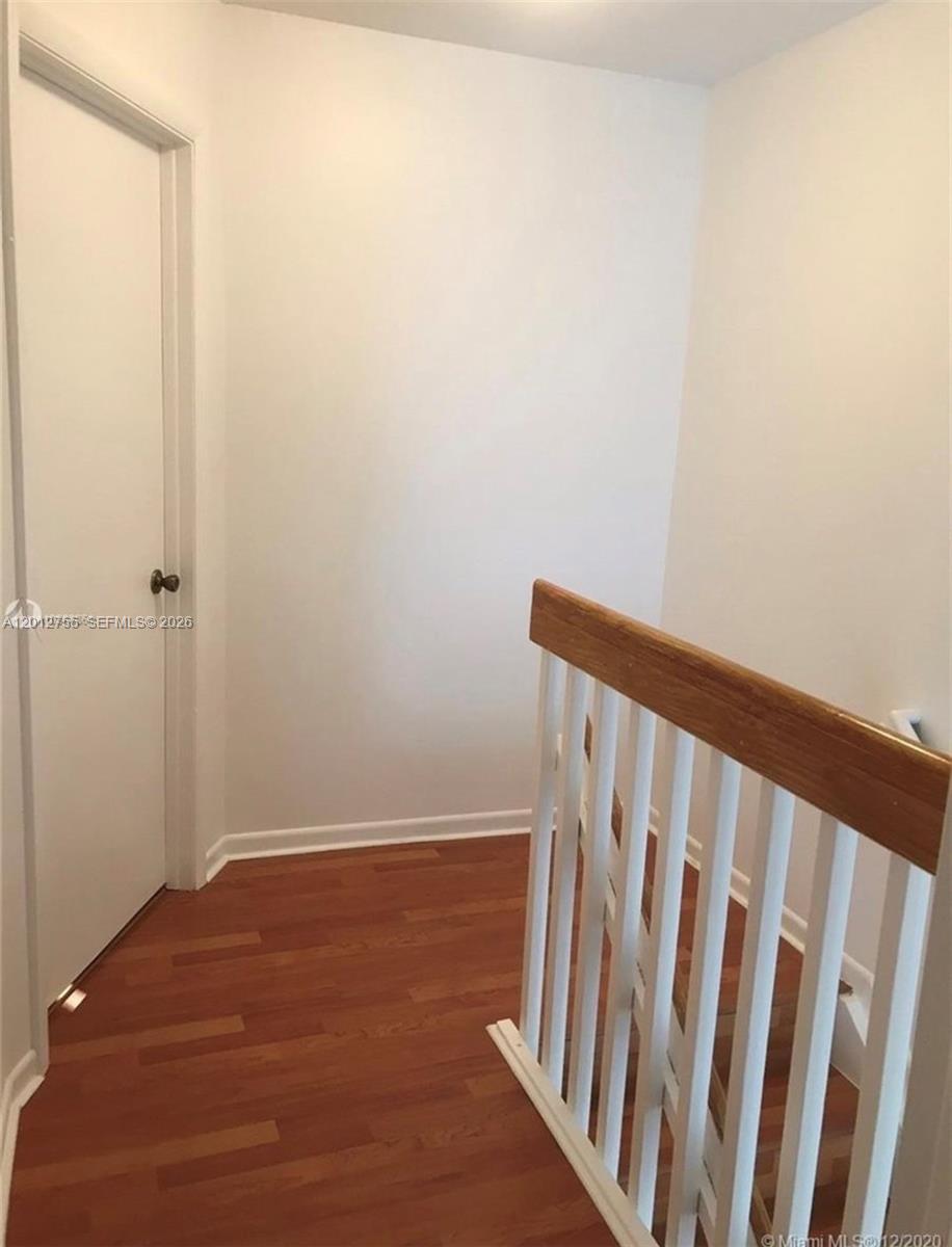 VILLAS OF WEST MIAMI COND - Residential Lease