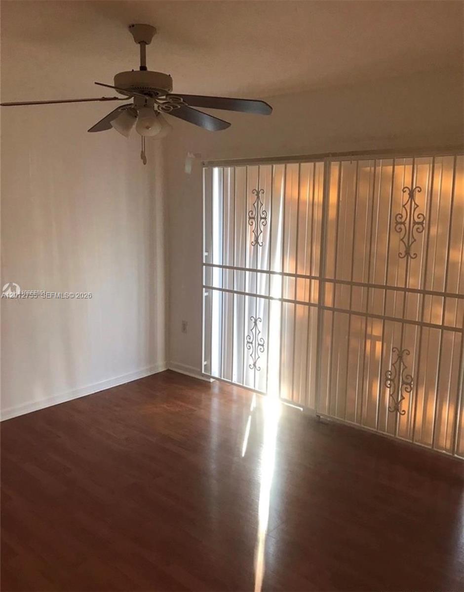 VILLAS OF WEST MIAMI COND - Residential Lease