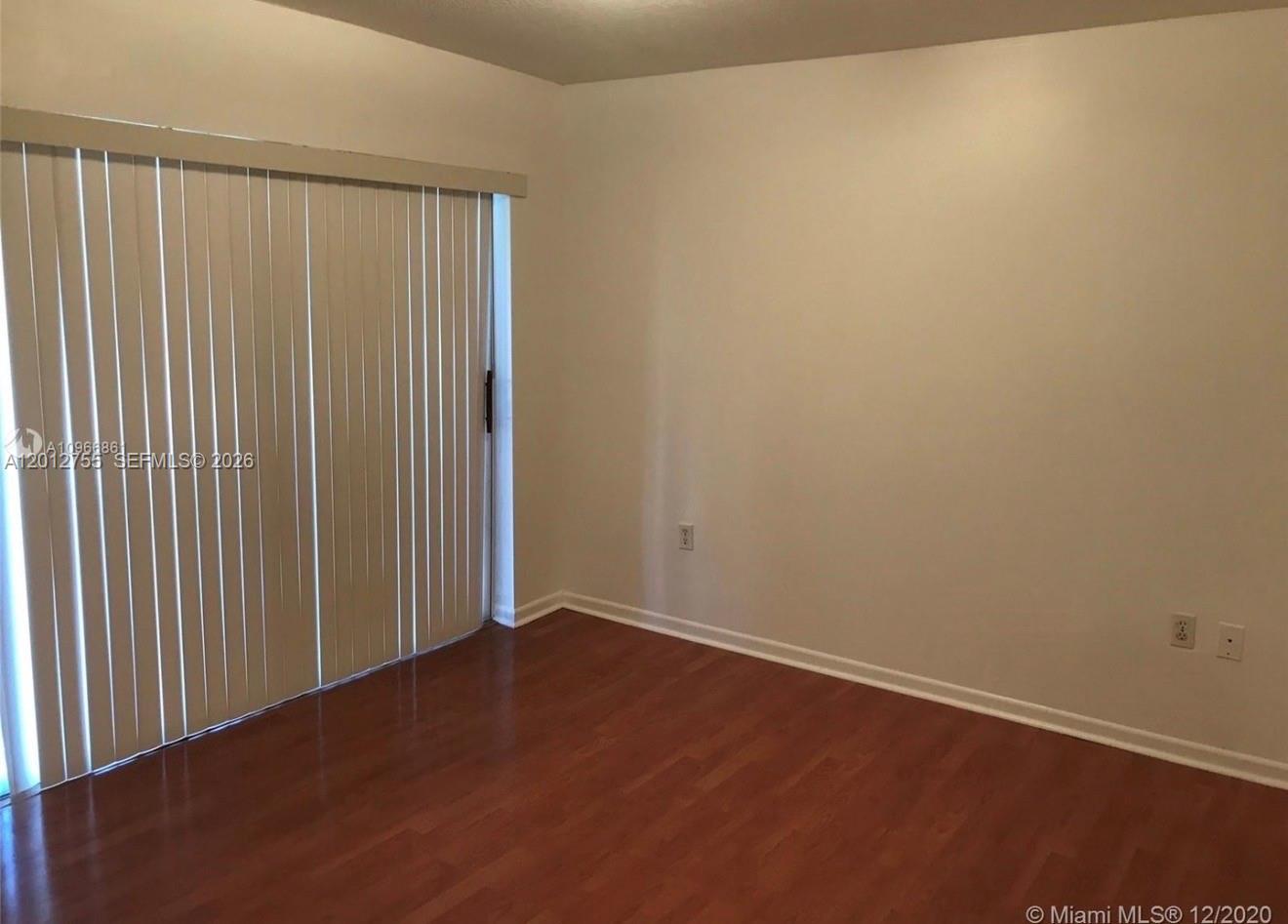 VILLAS OF WEST MIAMI COND - Residential Lease