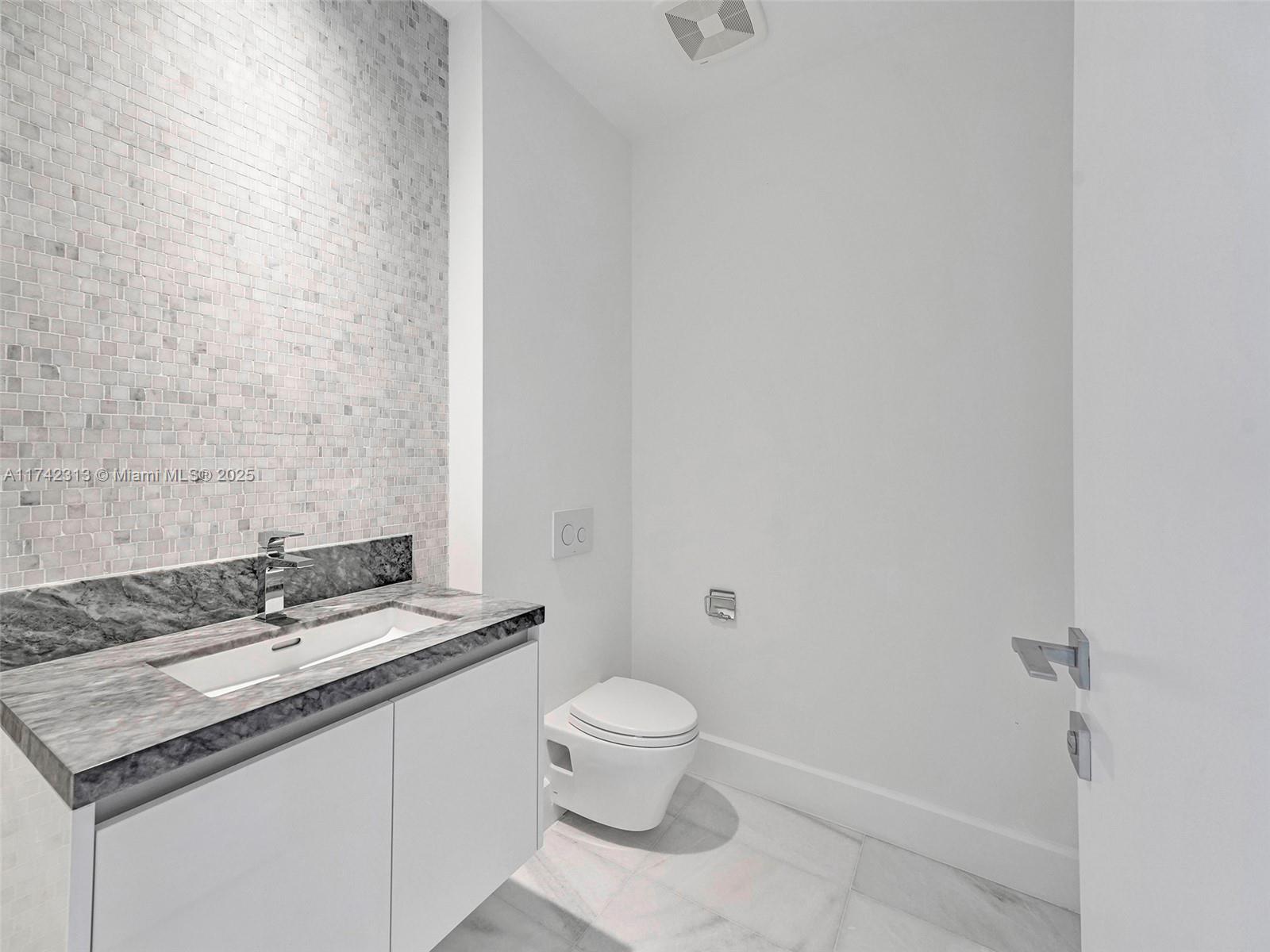 Missoni Baia - Residential