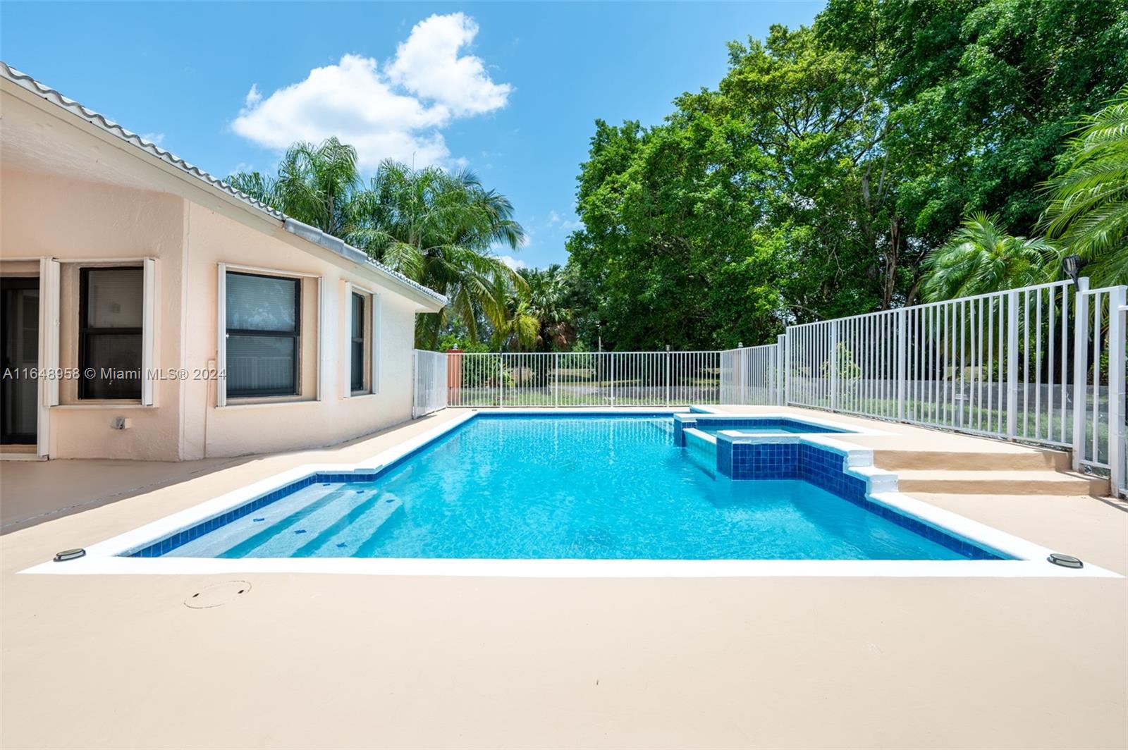 WOODMONT TRACT 50 - Residential