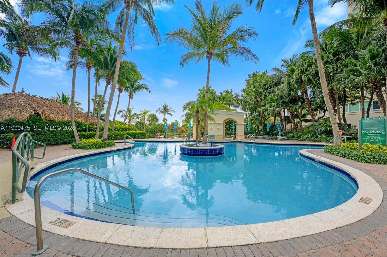 TURNBERRY ON THE GREEN CO - Residential