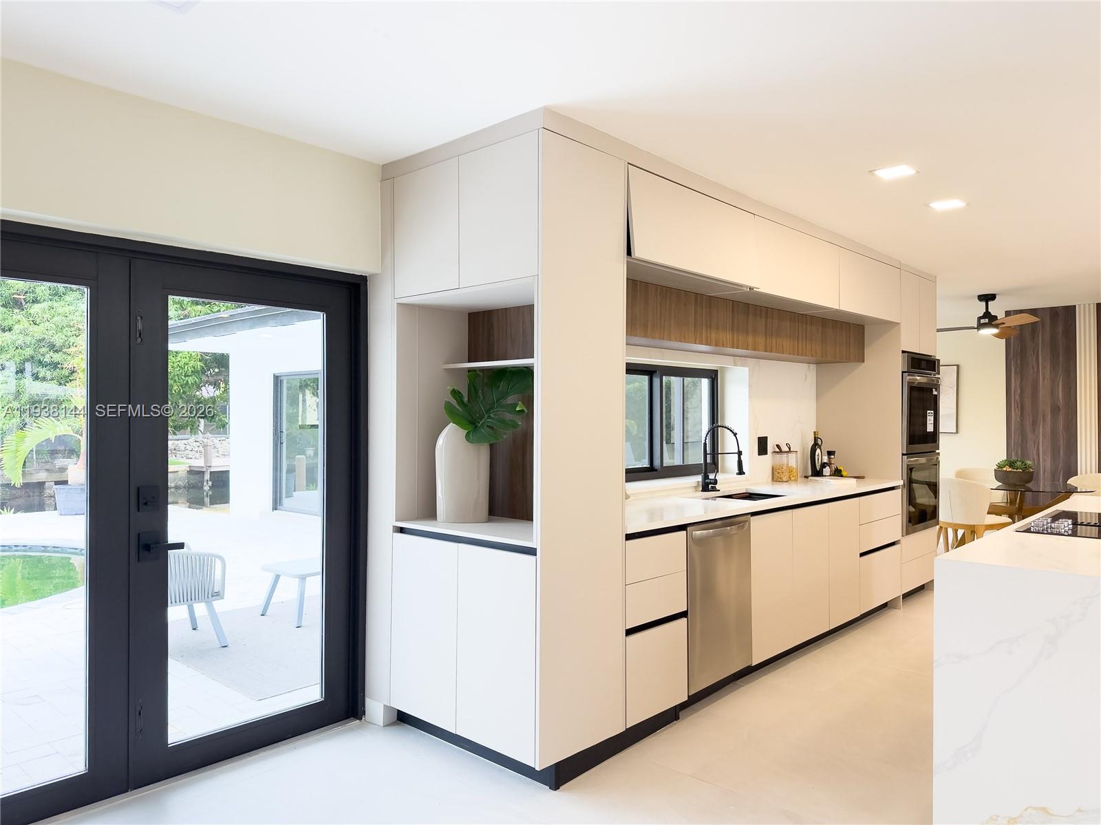 LANDINGS FIRST SEC - Residential