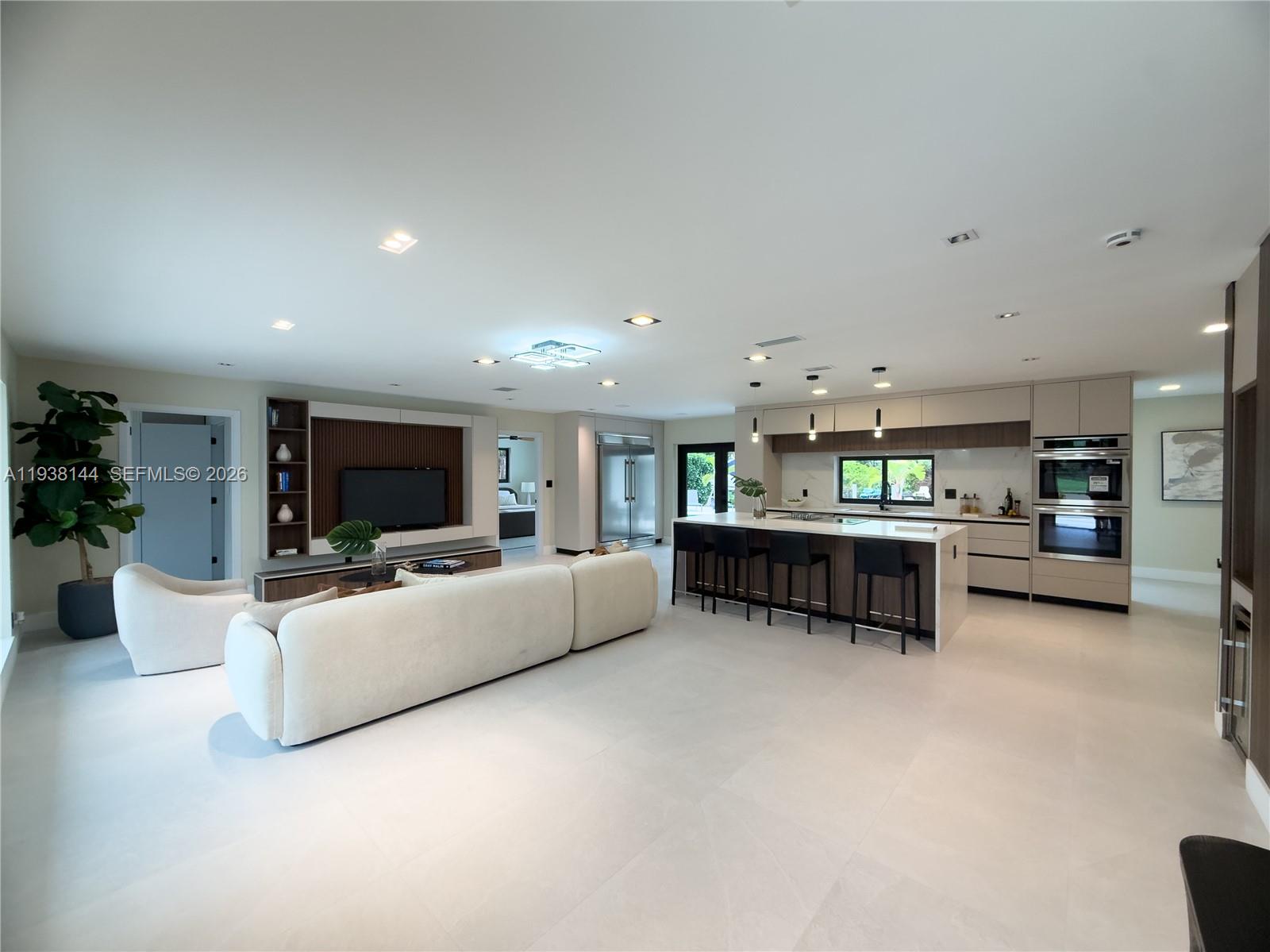 LANDINGS FIRST SEC - Residential