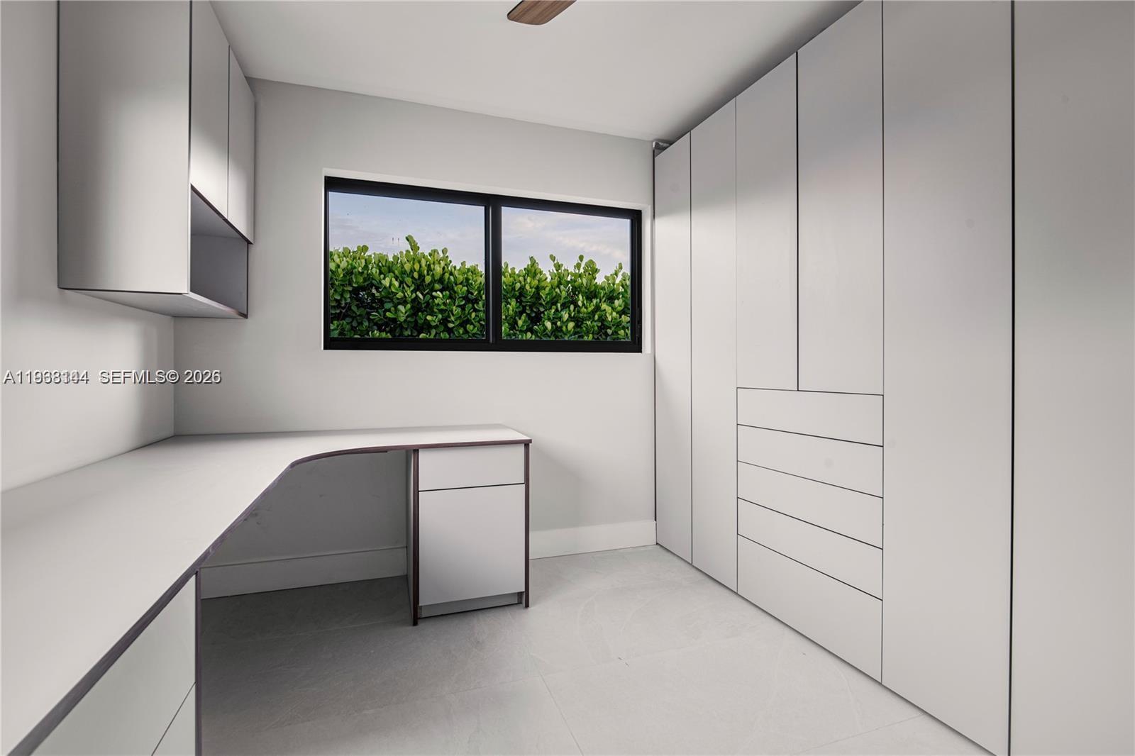 LANDINGS FIRST SEC - Residential