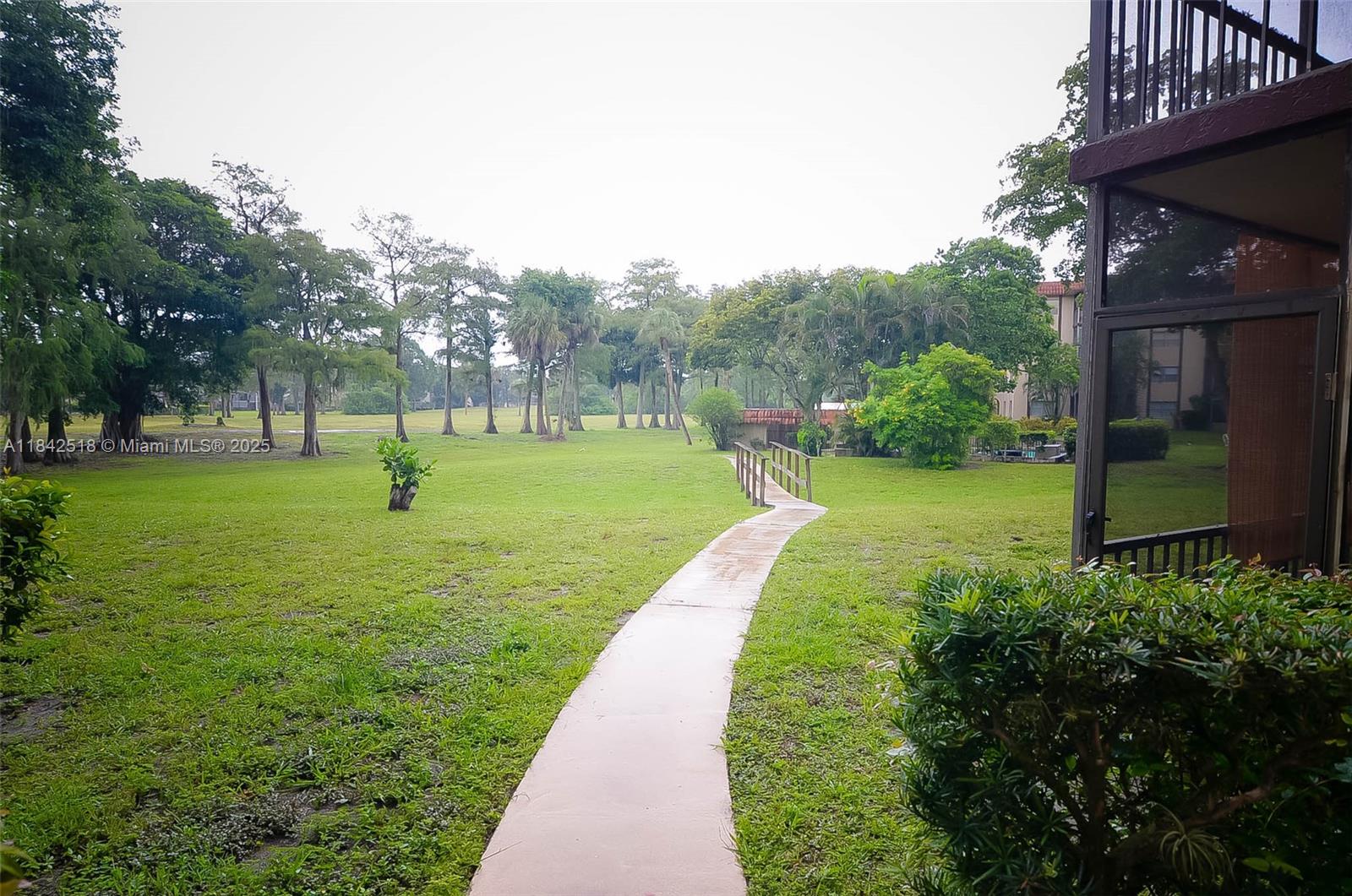 INVERRARY COUNTRY CLUB - Residential