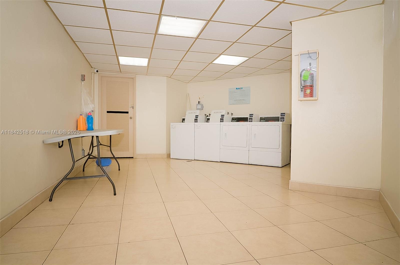 INVERRARY COUNTRY CLUB - Residential