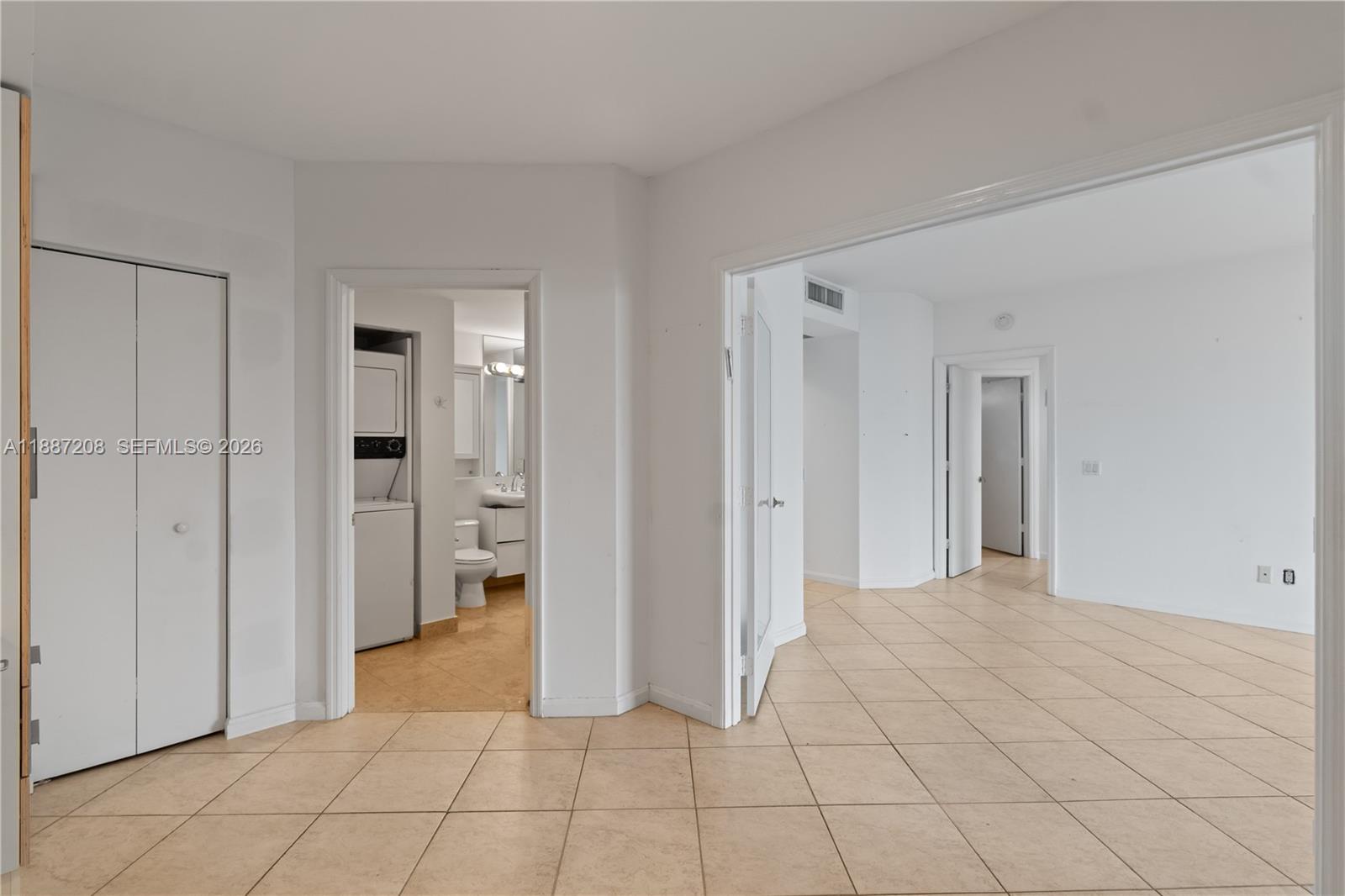 BLUE DIAMOND CONDO - Residential