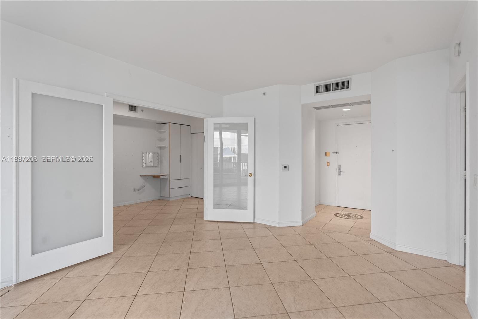 BLUE DIAMOND CONDO - Residential