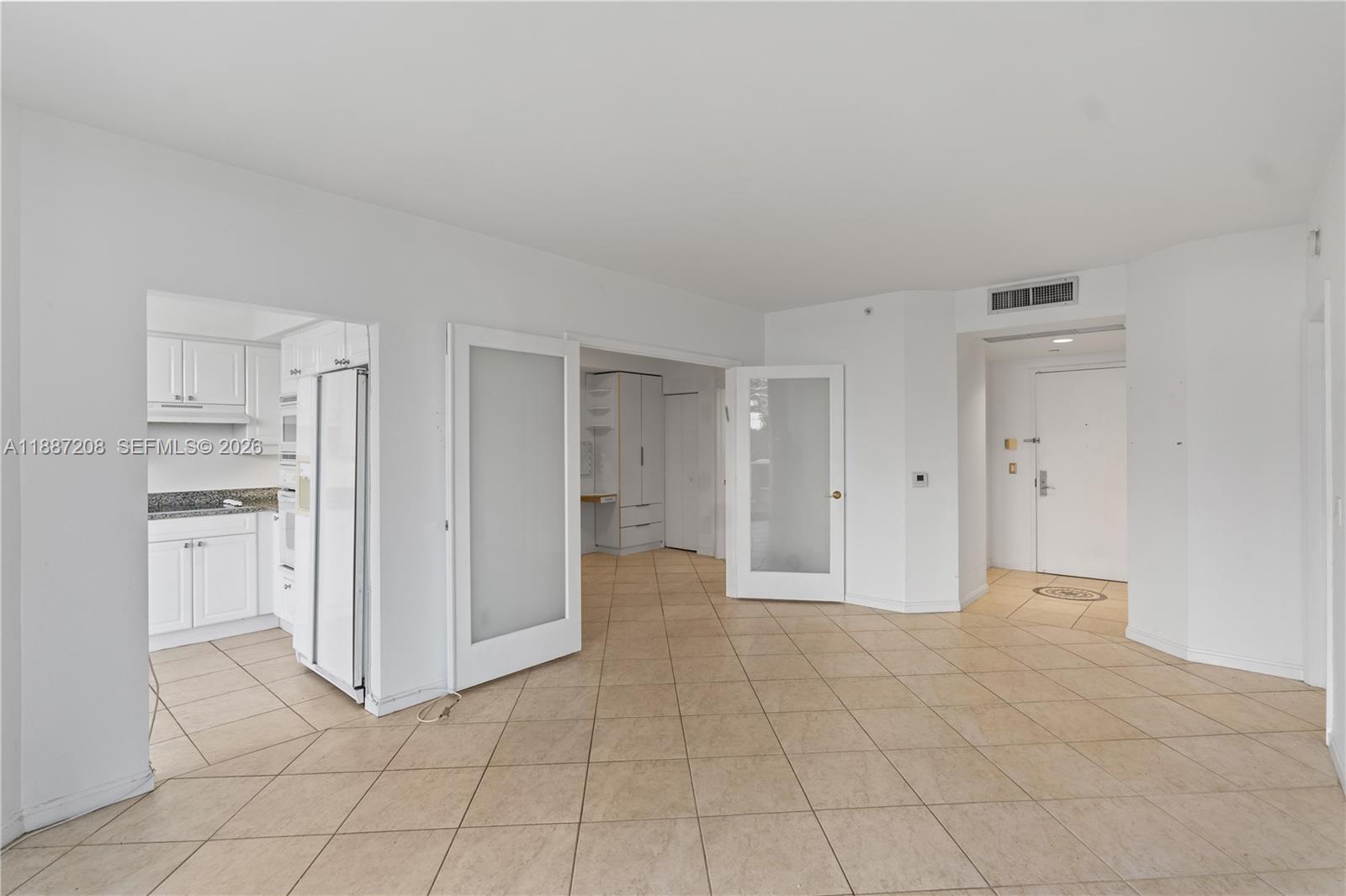 BLUE DIAMOND CONDO - Residential