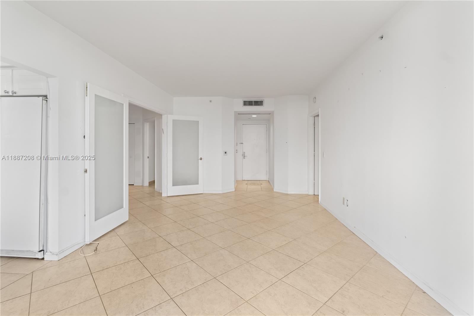 BLUE DIAMOND CONDO - Residential