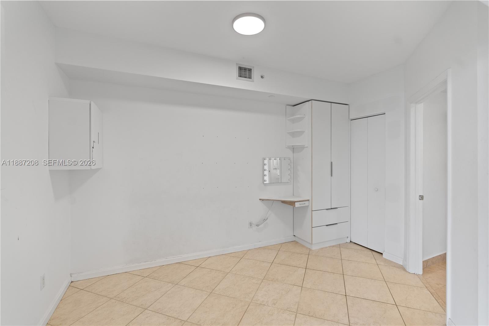 BLUE DIAMOND CONDO - Residential