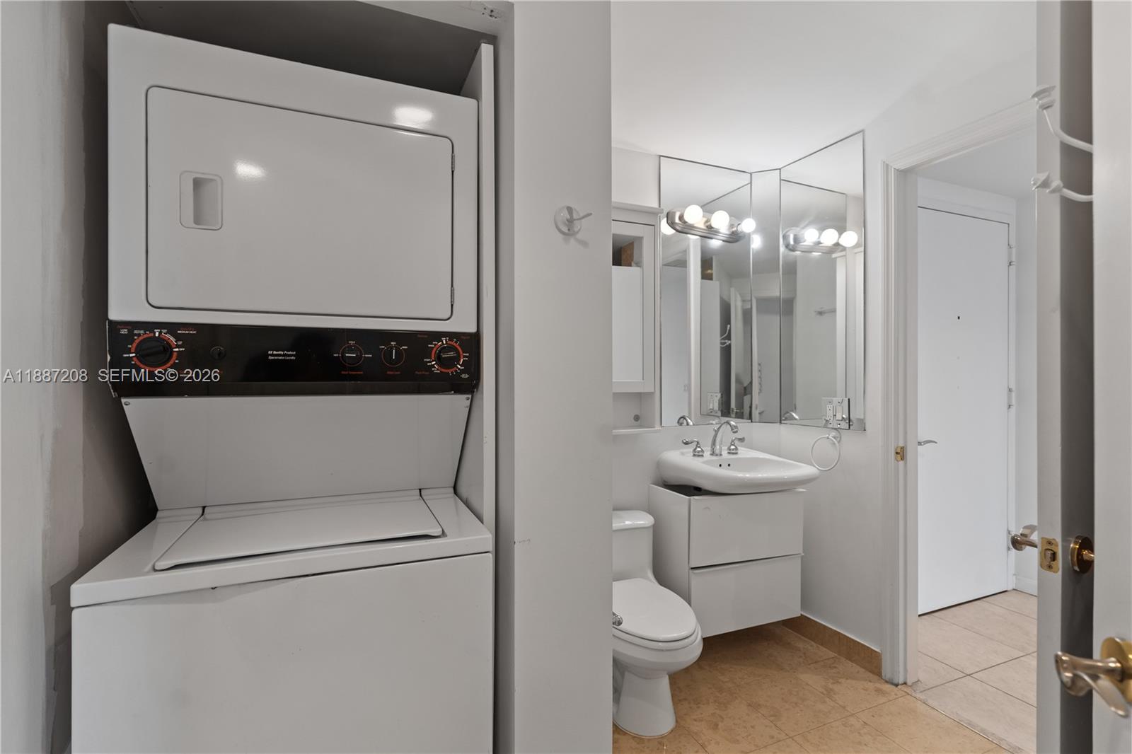 BLUE DIAMOND CONDO - Residential