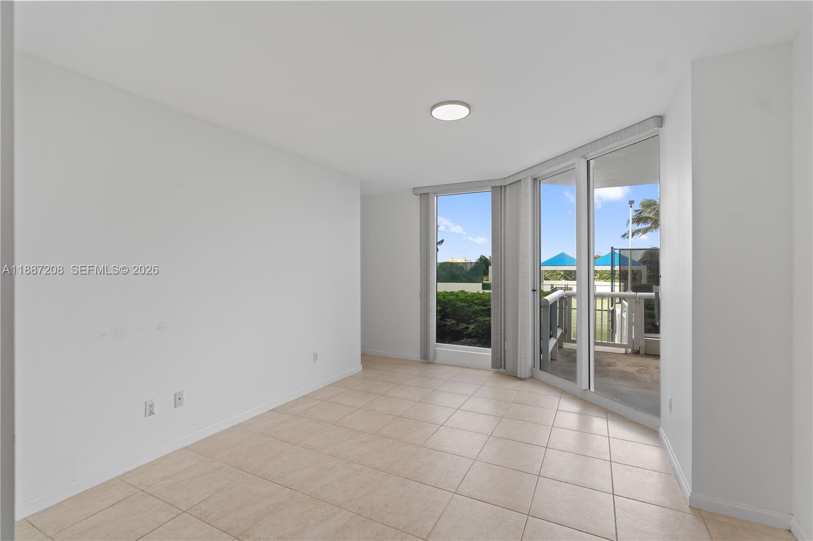 BLUE DIAMOND CONDO - Residential