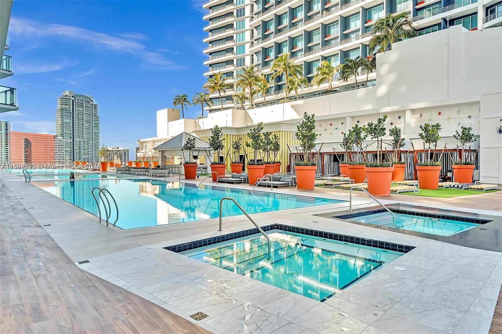 1300 S MIAMI AVENUE CONDO - Residential