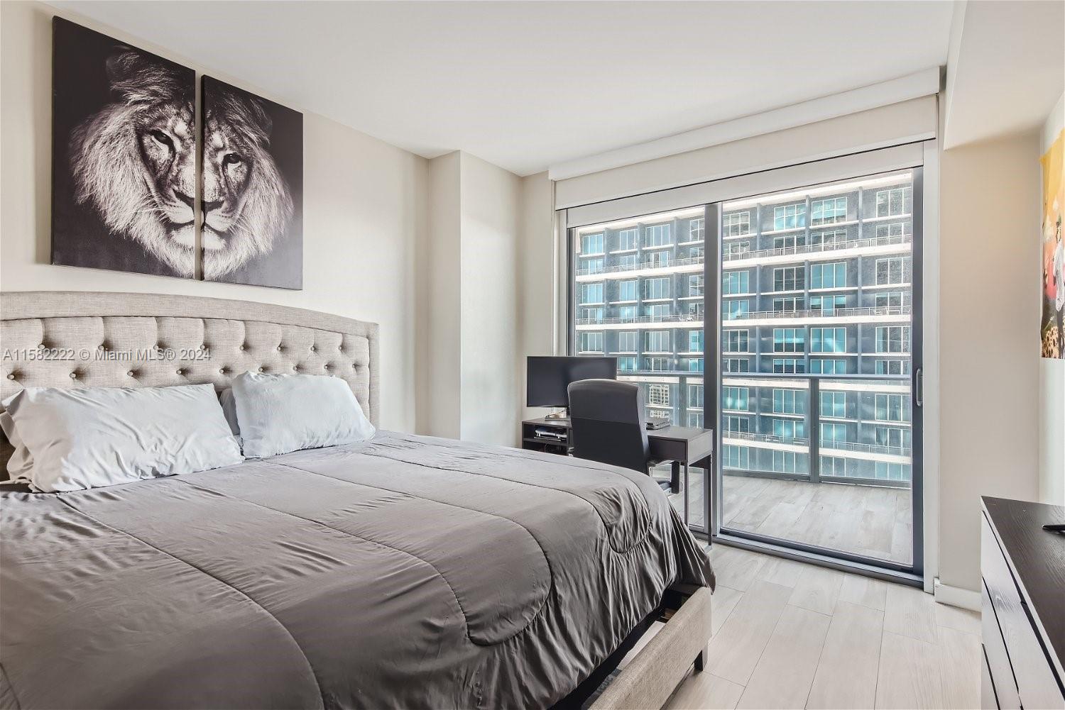 1300 S MIAMI AVENUE CONDO - Residential