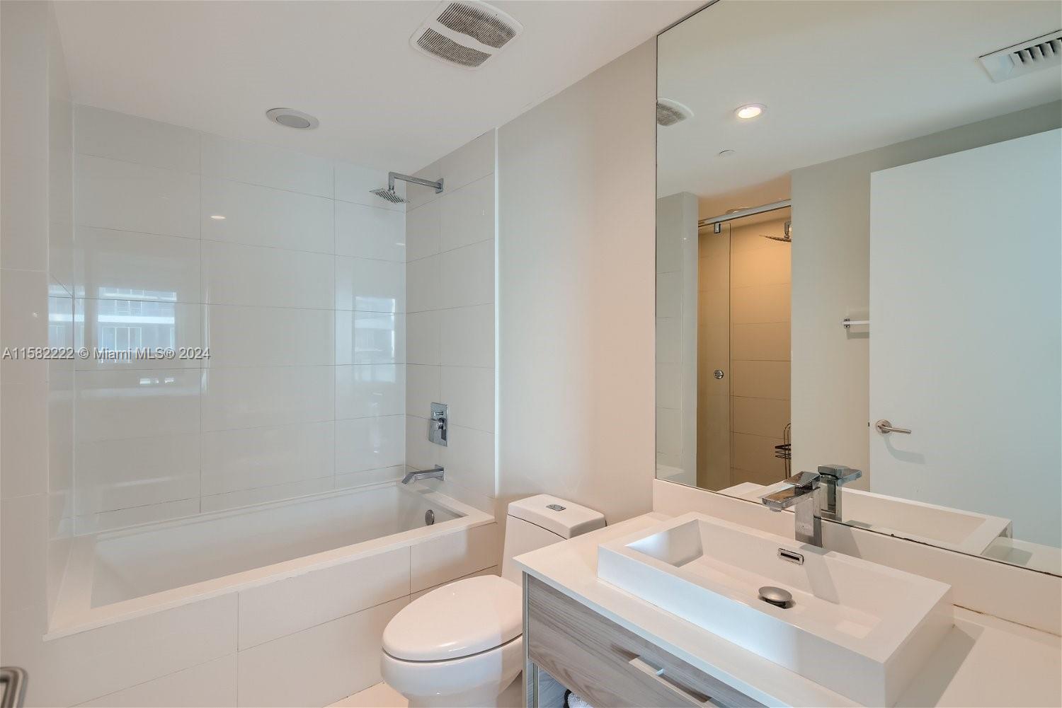 1300 S MIAMI AVENUE CONDO - Residential