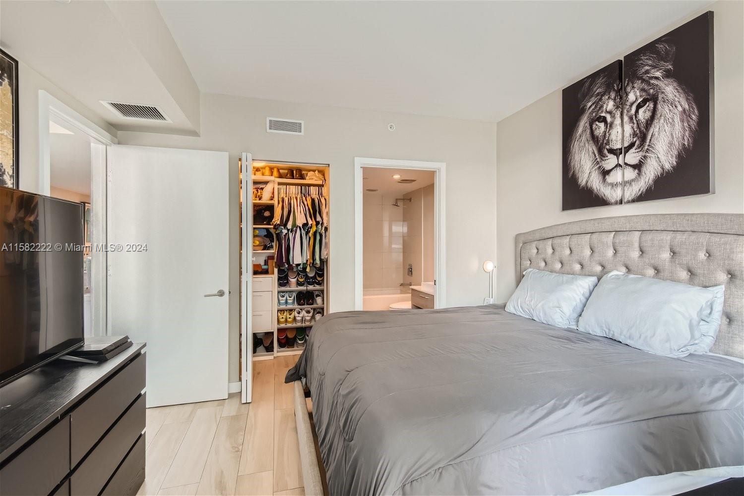 1300 S MIAMI AVENUE CONDO - Residential