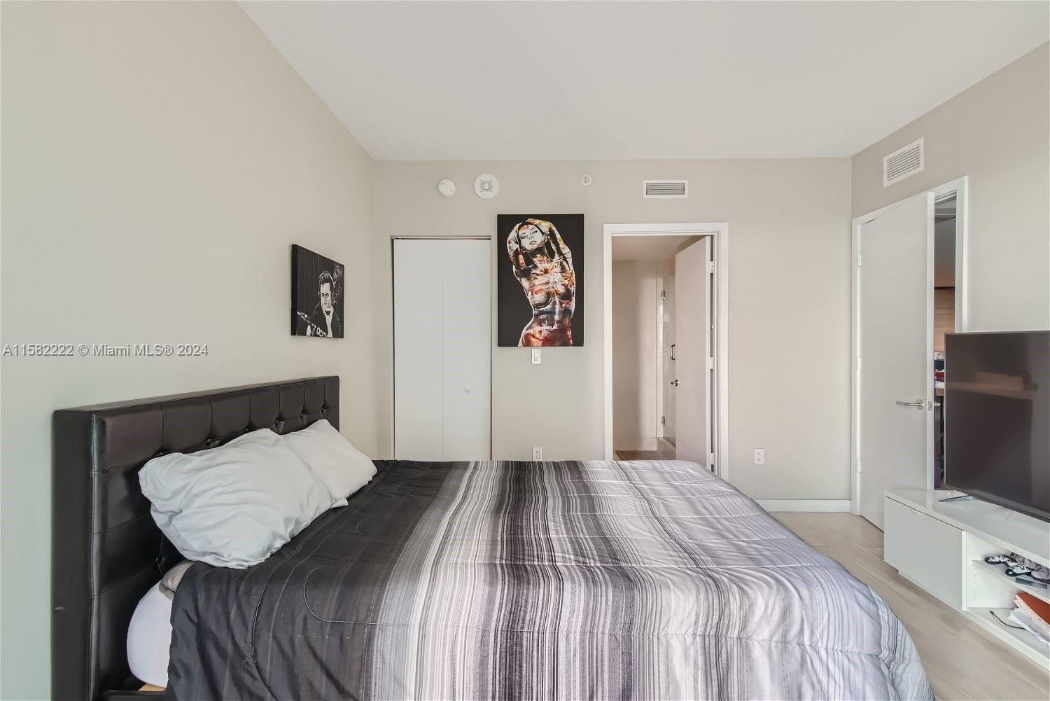 1300 S MIAMI AVENUE CONDO - Residential