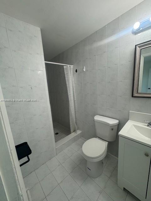 PARK EAST CONDO - Residential Lease