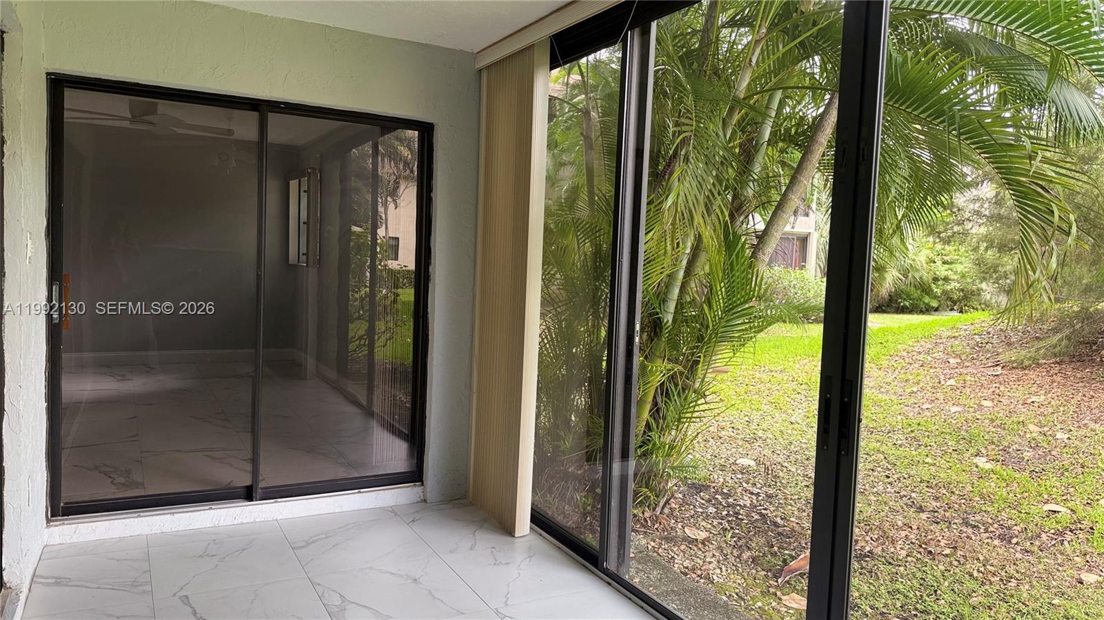 POND APPLE PLACE III COND - Residential