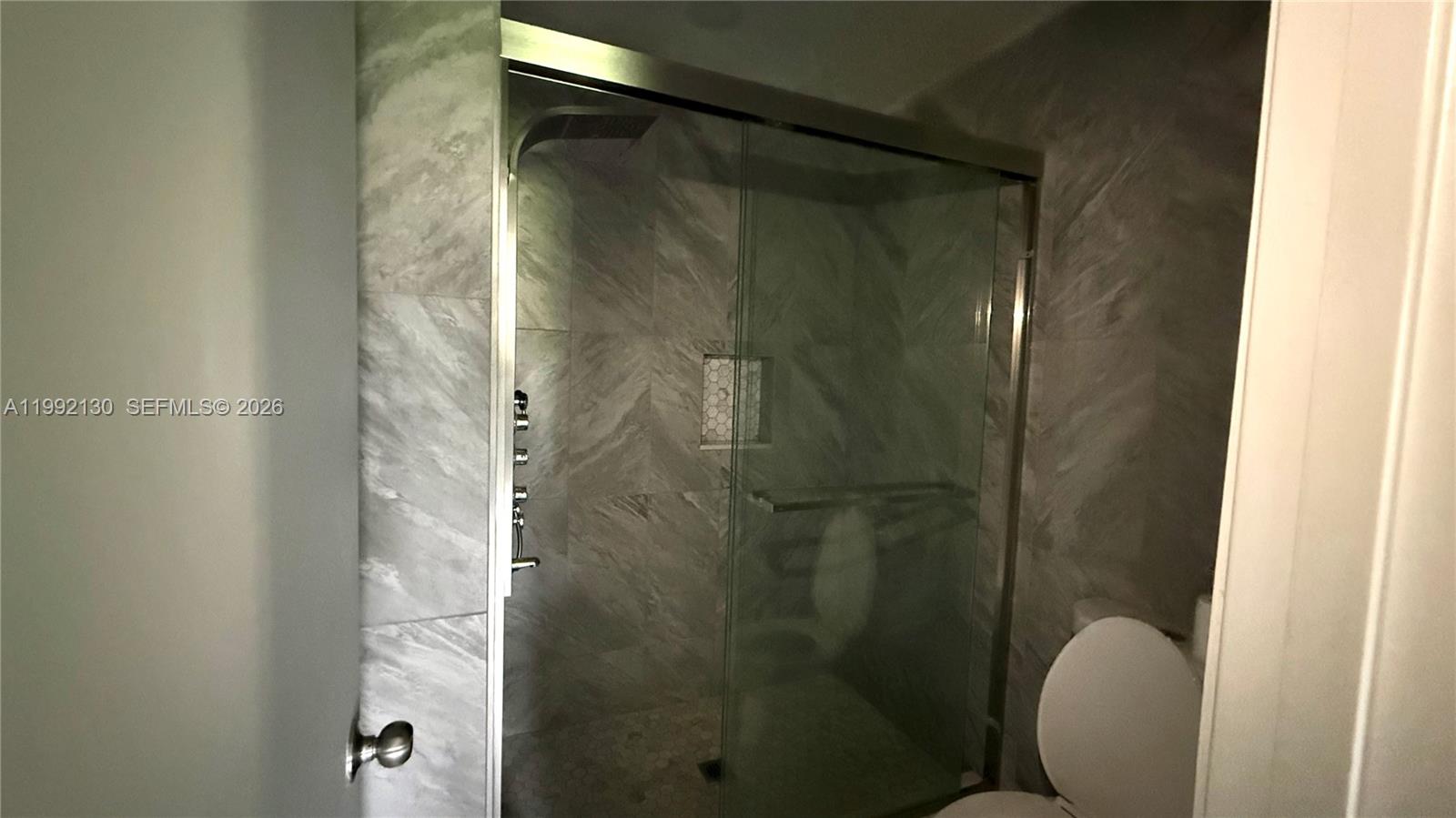 POND APPLE PLACE III COND - Residential