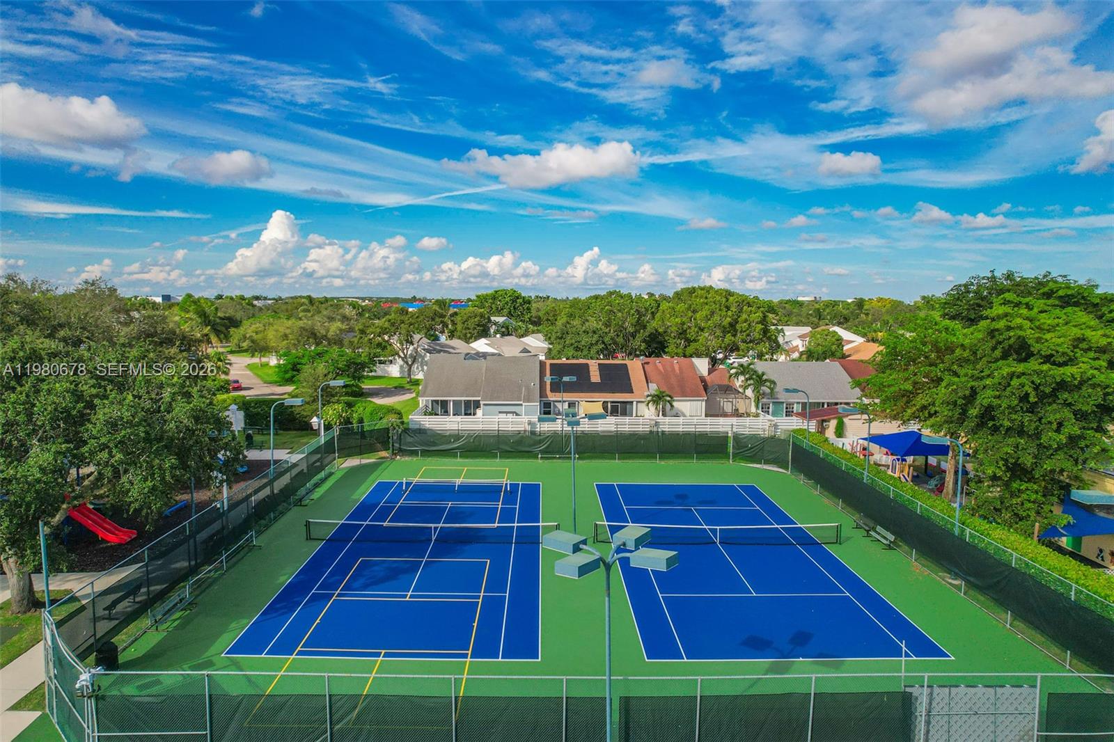 COUNTRY WALK SEC 3 - Residential