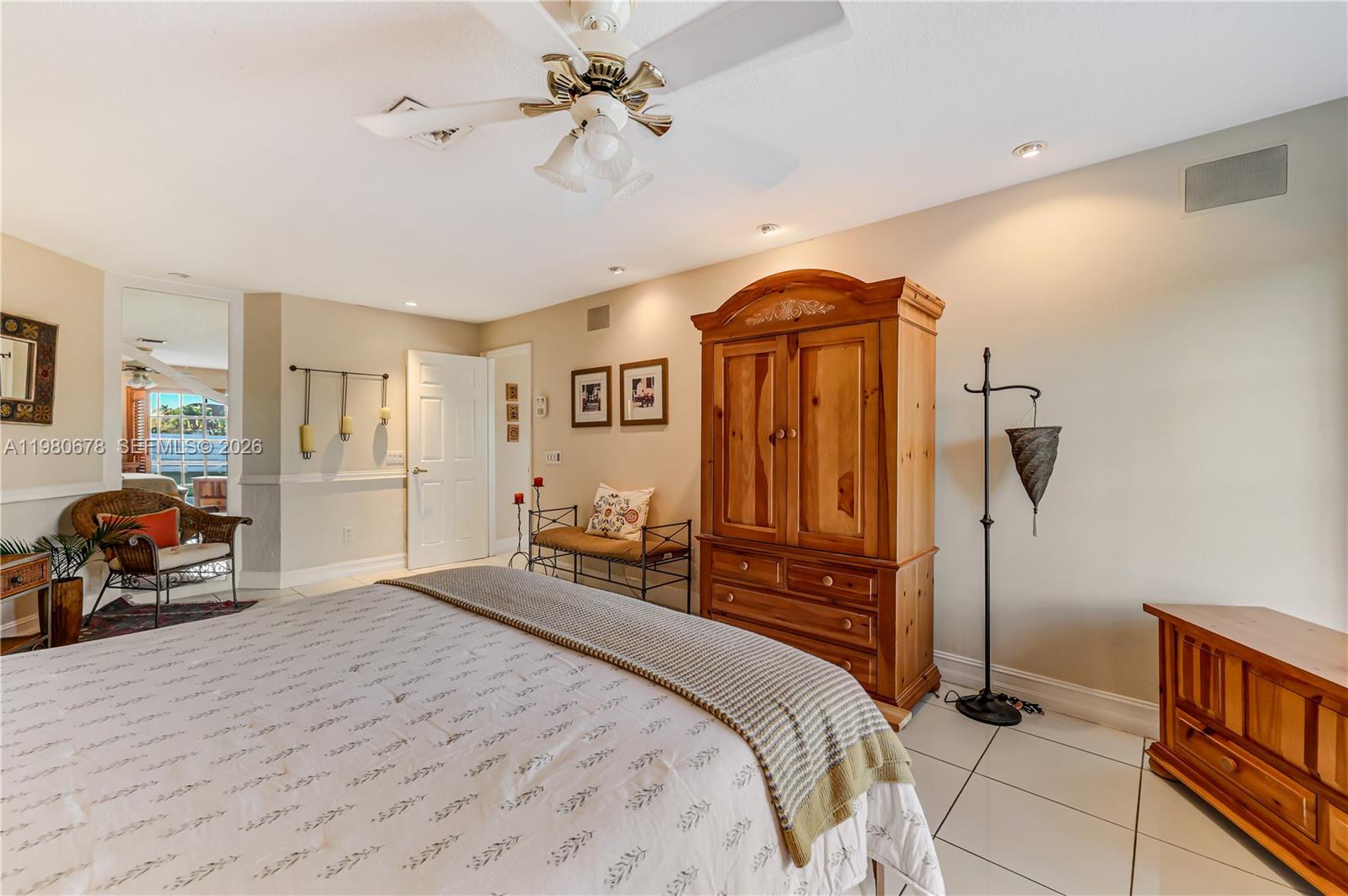 COUNTRY WALK SEC 3 - Residential