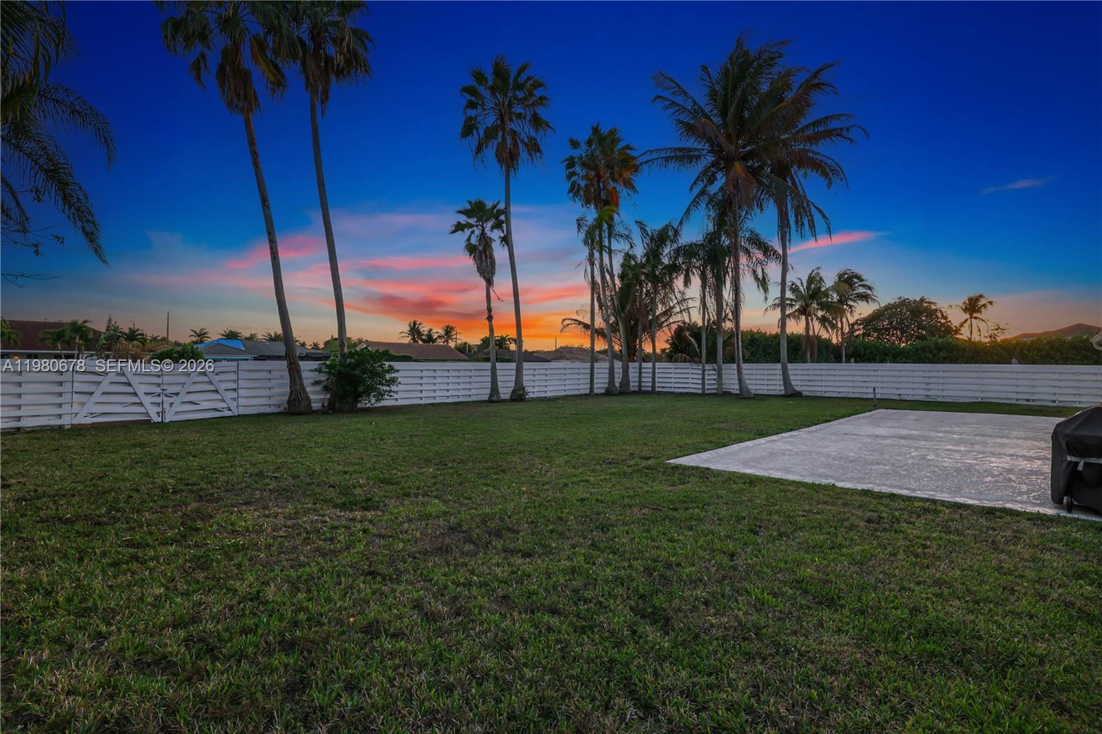 COUNTRY WALK SEC 3 - Residential