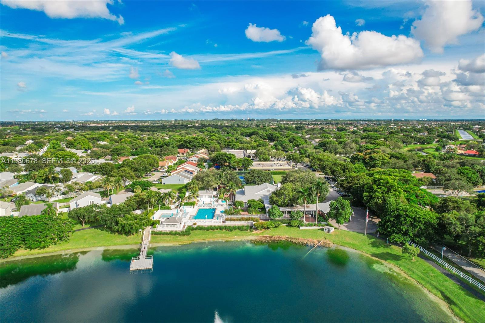 COUNTRY WALK SEC 3 - Residential