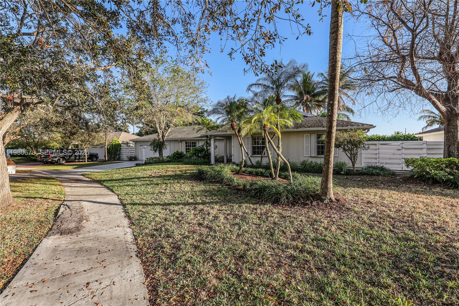 COUNTRY WALK SEC 3 - Residential