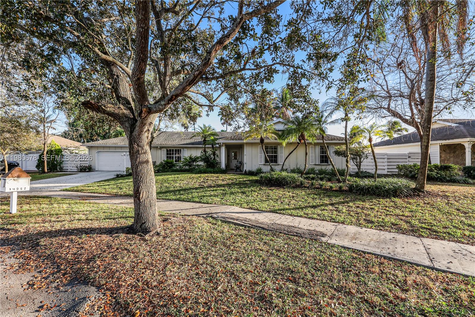 COUNTRY WALK SEC 3 - Residential