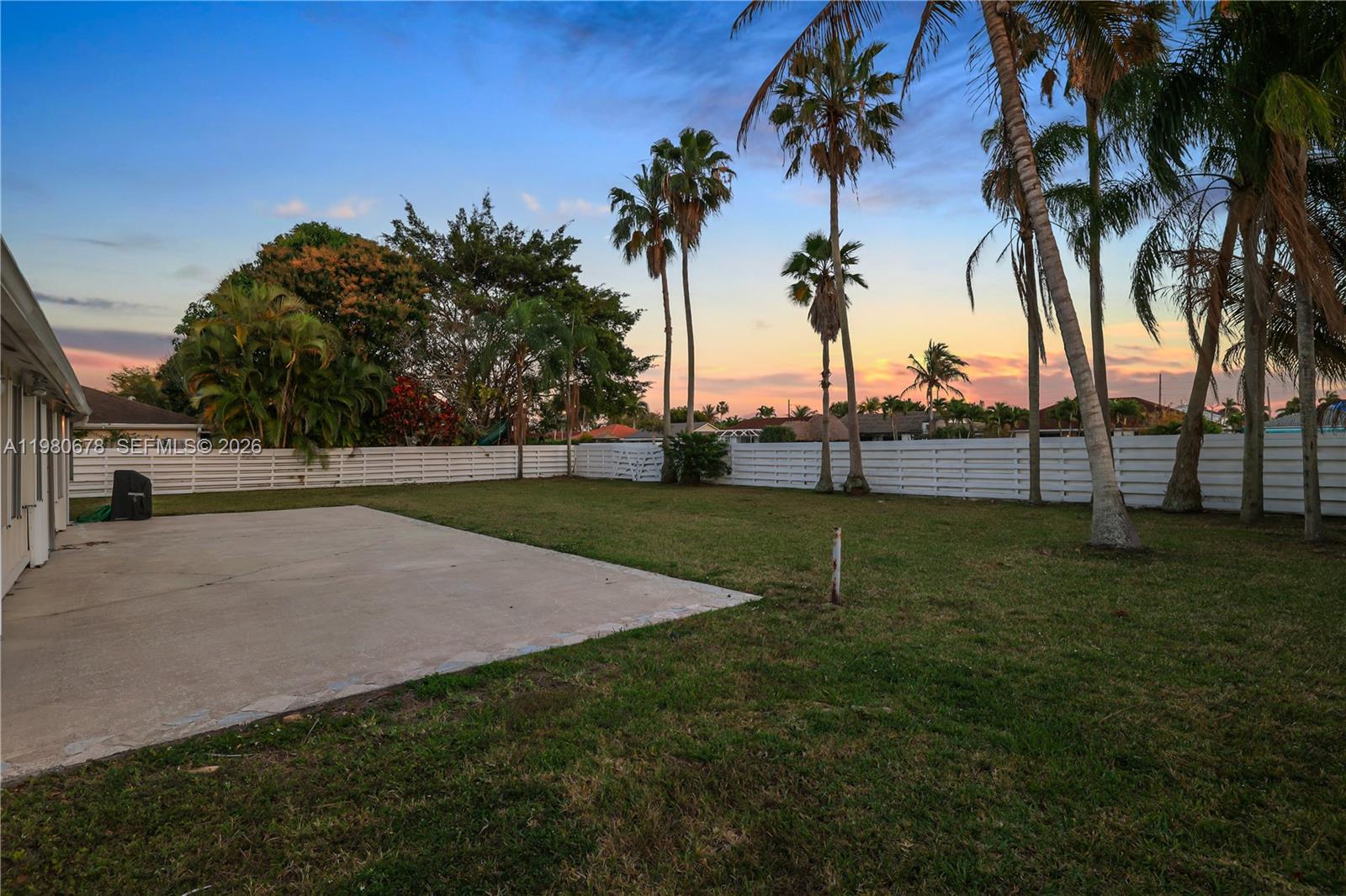 COUNTRY WALK SEC 3 - Residential