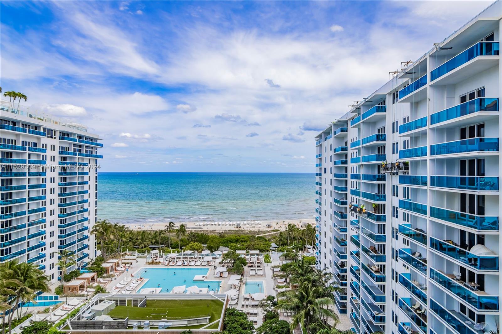 Property for Sale at 2301 Collins Ave 1425, Miami Beach, Miami-Dade County, Florida - Bedrooms: 1 
Bathrooms: 1  - $1,899,000