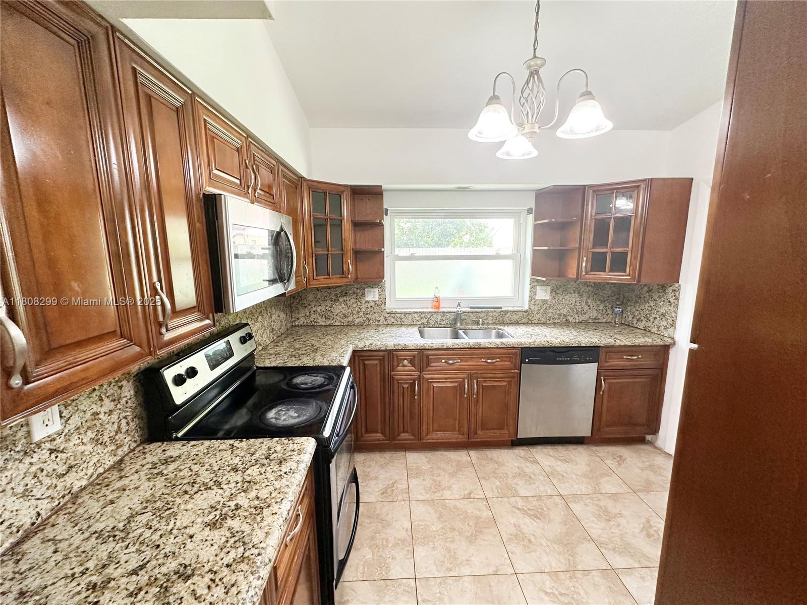 11030 SW 165th Ter