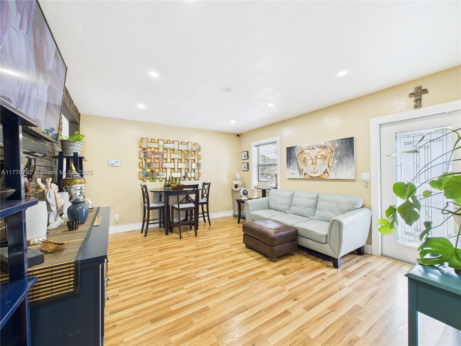 924 NW 12th St
