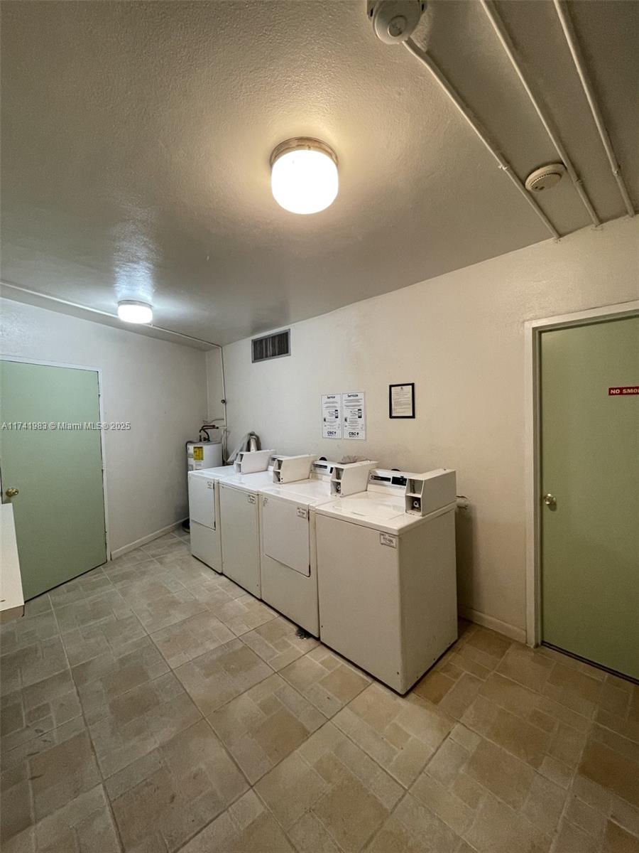 THE SHORES CONDO - Residential