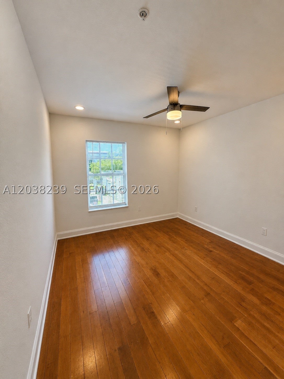 1440 Pennsylvania Ave 5