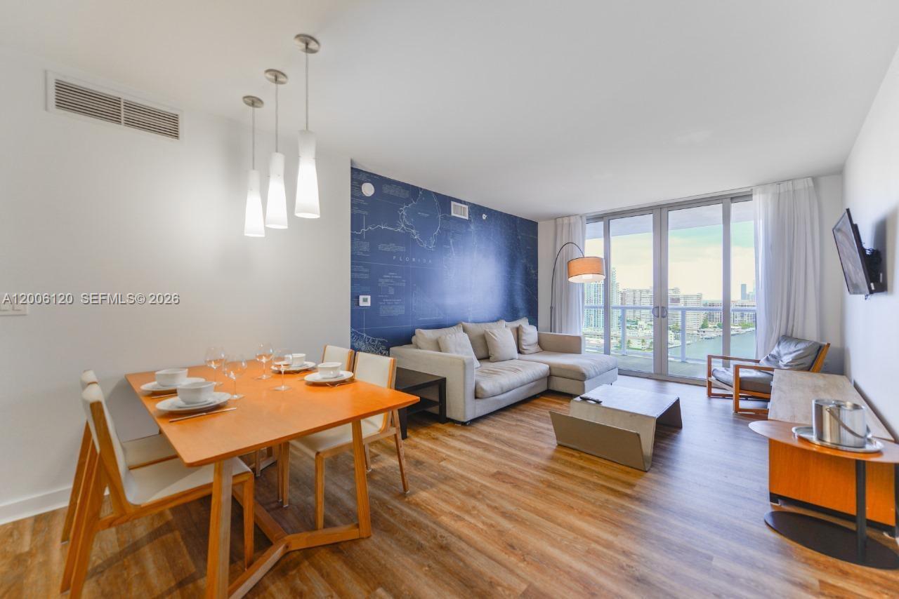 BEACHWALK CONDOMINIUM - Residential