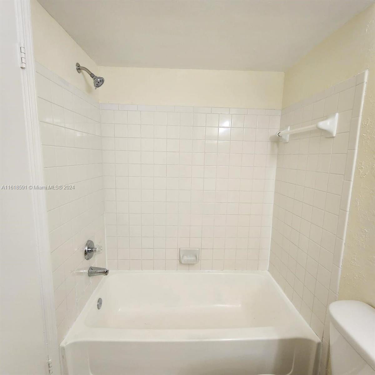 PONTE VERDE AT PALM BEACH - Residential Lease