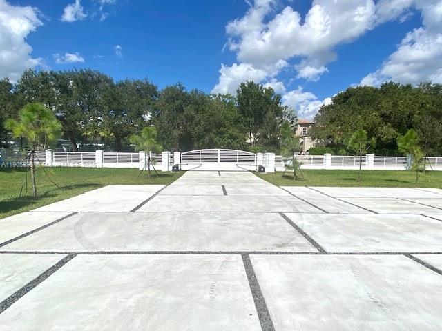 SUNILAND ESTATES 1ST ADDN - Residential