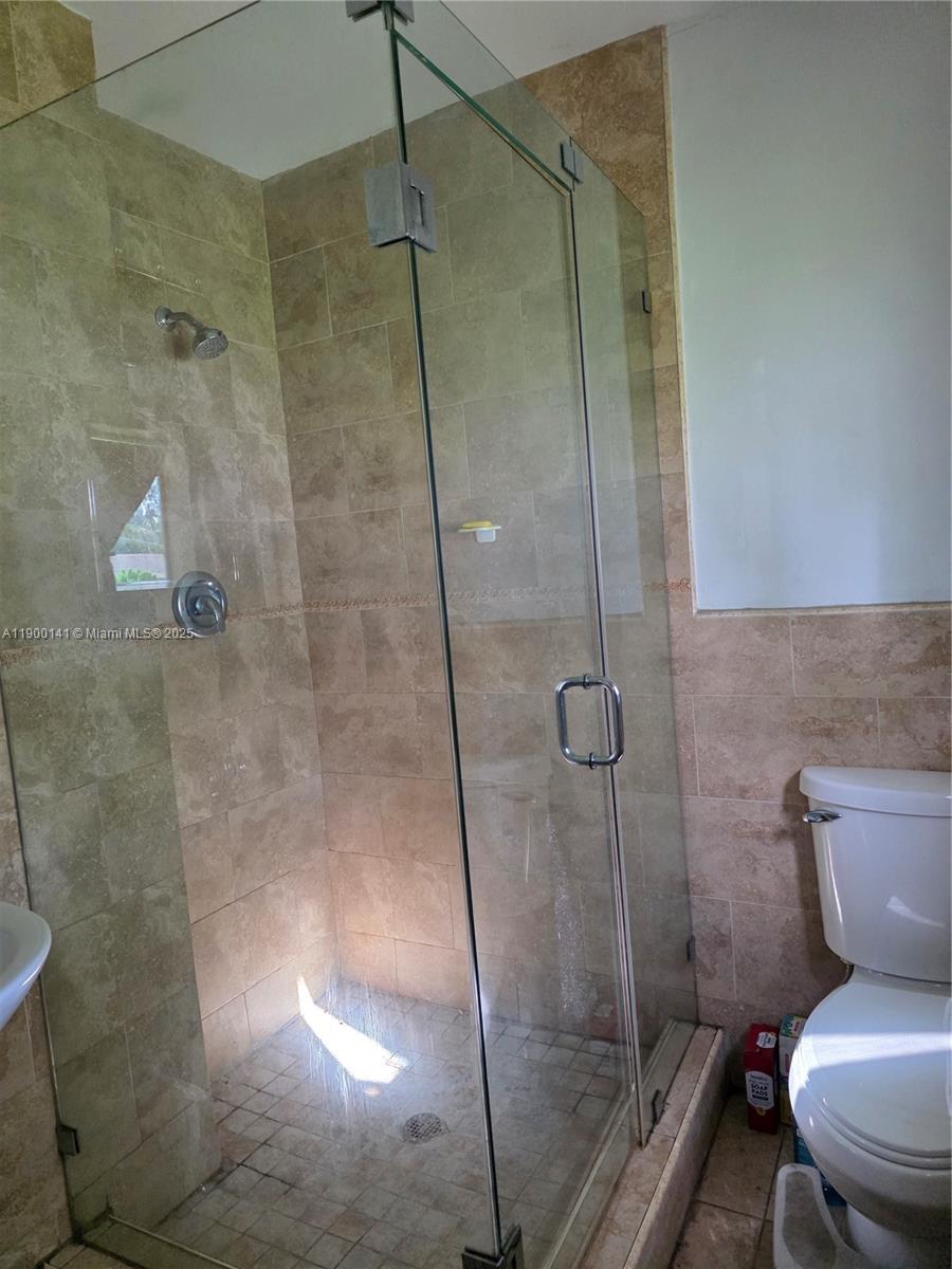 JEB ESTATES - Residential