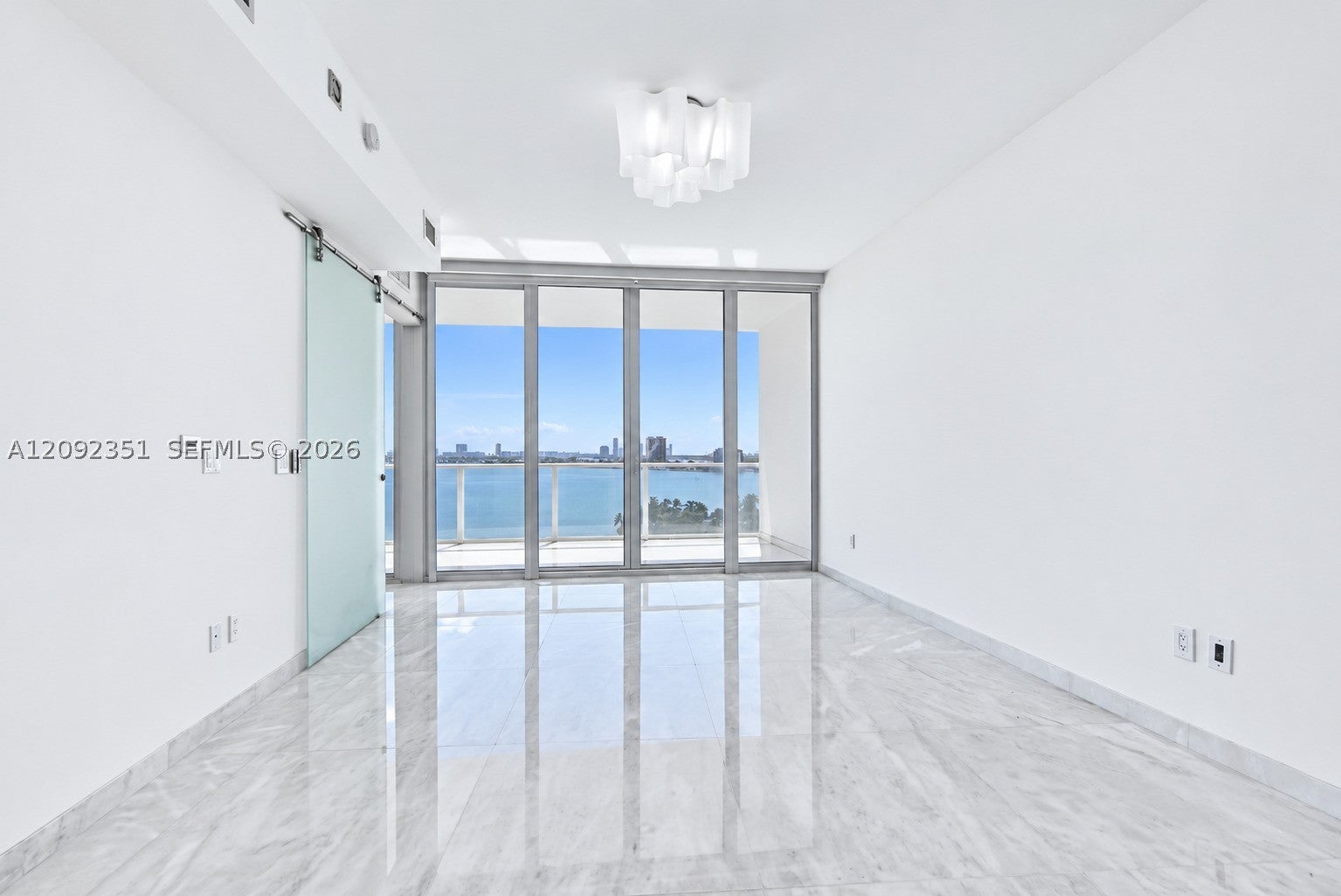 2020 N Bayshore Dr 1006