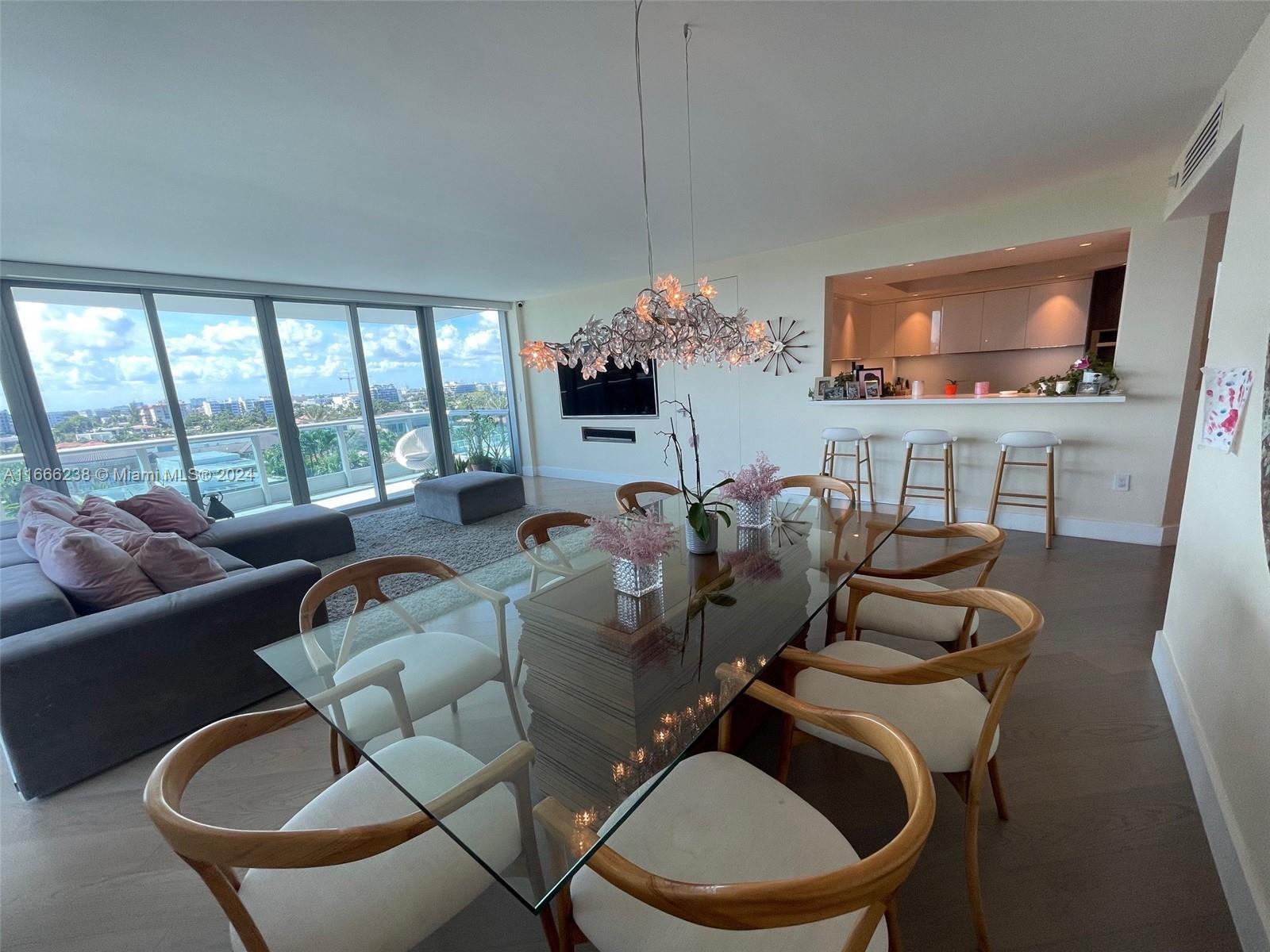 AZURE CONDO - Residential